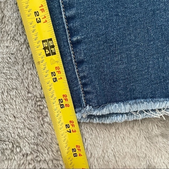 Fashion Nova Raw Hem High Waisted Skinny Jeans 9 - Picture 7 of 8